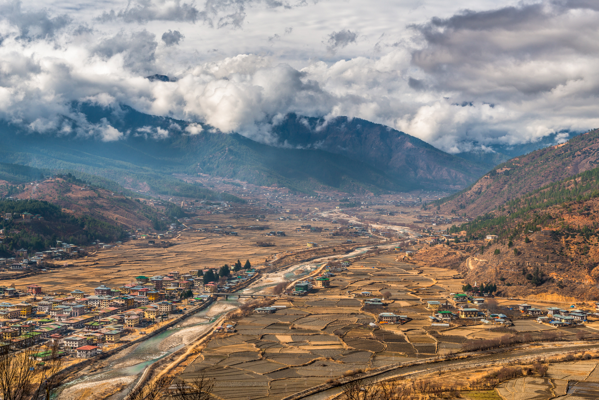 Das Paro Tal in Bhutan.