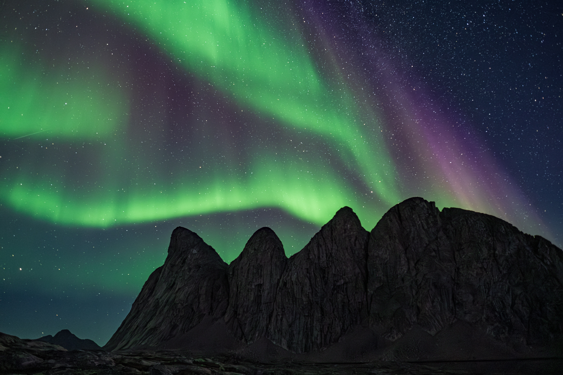 Northern Lights at Bear Islands in Scoresbysund.